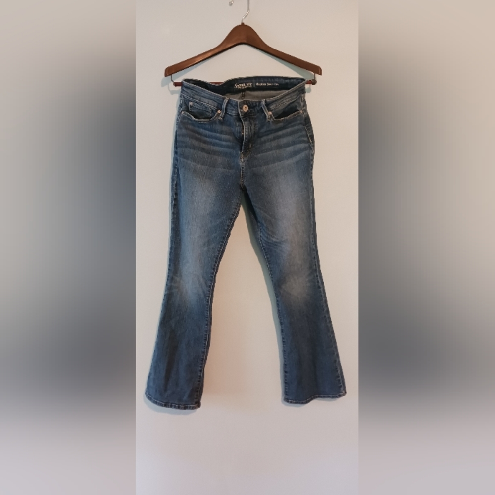 Womens levi Strauss jeans